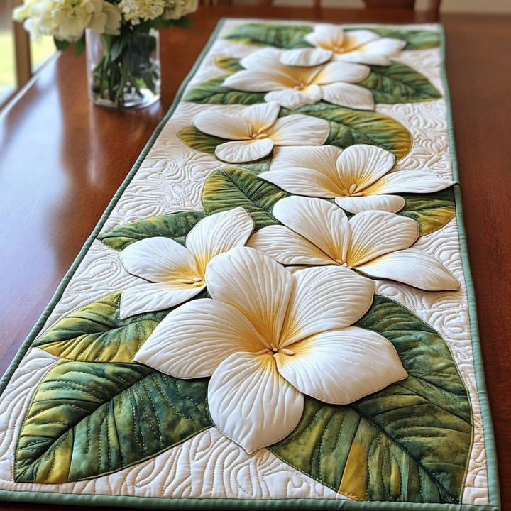Camino de Mesa Acolchado Plumeria Joy