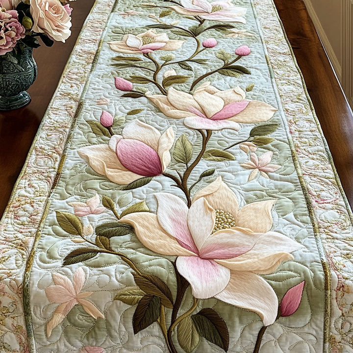 Camino de Mesa Acolchado de Pétalos de Magnolia Suave